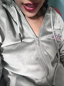 Eshwari Chopra online show from December 5, 3:50 am