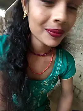 Eshna Dabral online show from October 28, 9:15 am