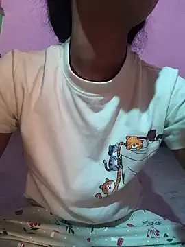 Eshna Dabral online show from November 6, 11:16 am