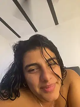 carlafox05 online show from May 6, 4:22 pm