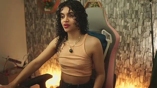 bonniie 98  online show from June 3, 7:41 pm