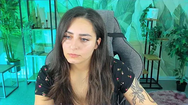 ValeriiMills online show from November 27, 3:04 pm