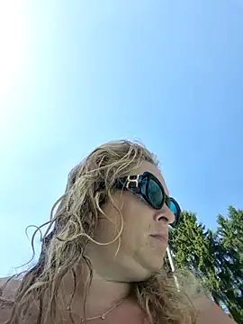 chupasexy online show from June 18, 1:27 pm