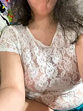 w3tkittty online show from November 5, 3:01 am