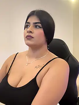 Kariina  69 online show from December 16, 3:23 am