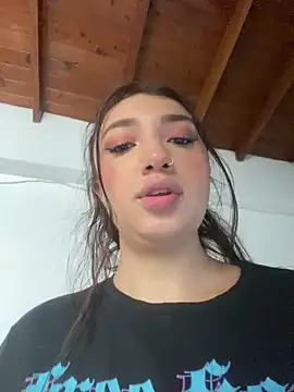 Mia  Gray online show from February 17, 7:24 pm