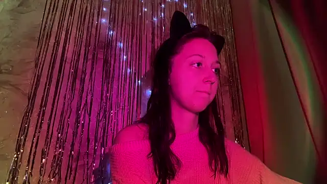 YourTemptation  online show from December 17, 3:05 pm