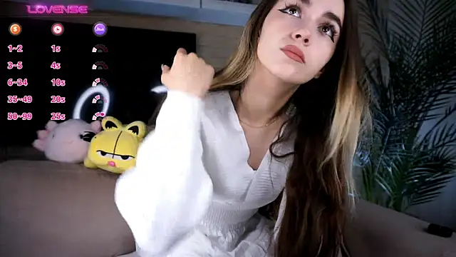 CupSizeGirl online show from September 12, 4:25 pm