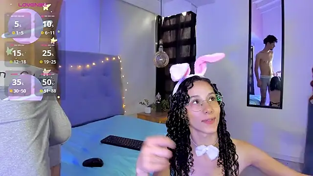 JennMuriel  online show from December 22, 2:09 pm