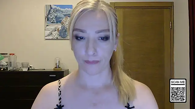 Snapshot of Wild_Silk_Desire chatting on September 13, 1:08 pm Wild Silk Desire online show from September 13, 1:08 pm