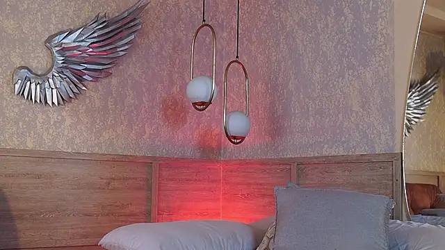 Susan wall online show from March 18, 3:39 pm