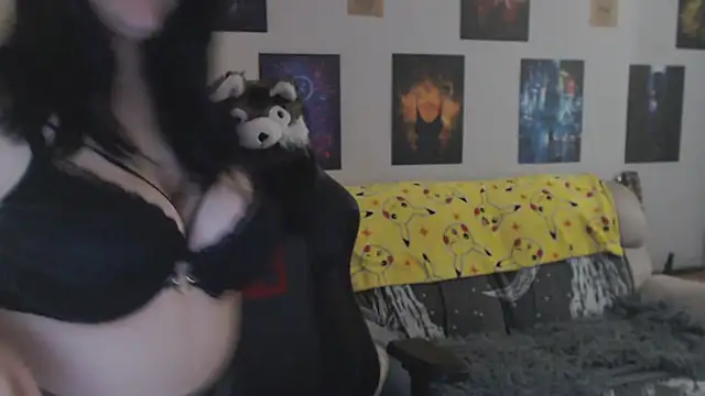 Snapshot of GothSuccubusBabe chatting on September 23, 9:13 pm GothSuccubusBabe online show from September 23, 9:13 pm