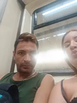 hotCOUPLEPETRA online show from August 9, 5:23 am