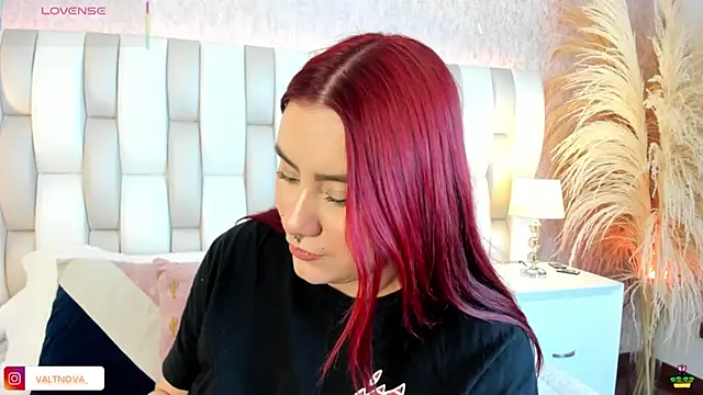 valt  online show from November 3, 7:29 pm