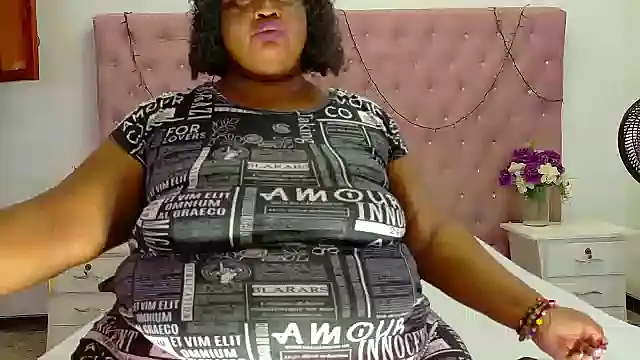 Exoticbigmandy online show from October 1, 9:53 pm