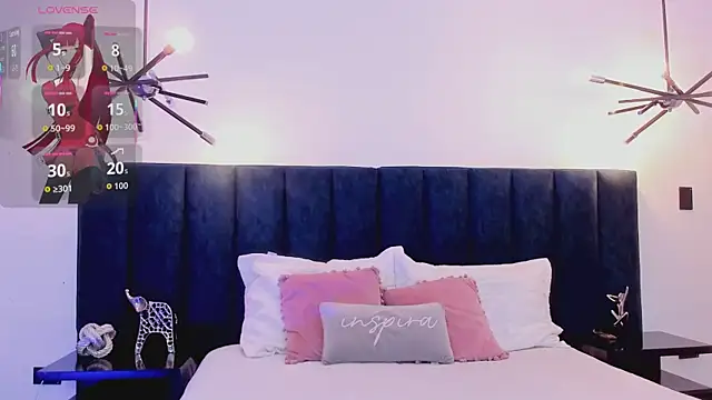 niia7 online show from November 20, 7:48 pm