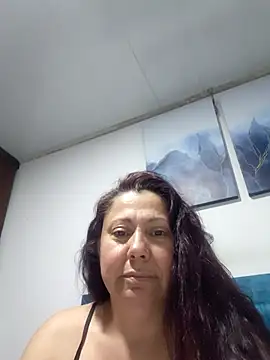 EmmaJhomson online show from June 19, 11:08 pm