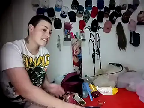 Snapshot of twodoo chatting on September 16, 1:52 pm twodoo online show from September 16, 1:52 pm