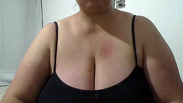 luciana69hot online show from July 17, 12:04 am