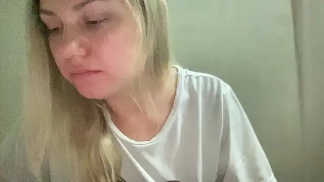 MonicaSweett online show from October 13, 9:28 pm