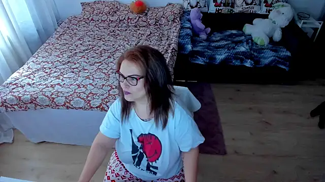 Squirt Kimm online show from December 17, 11:25 am