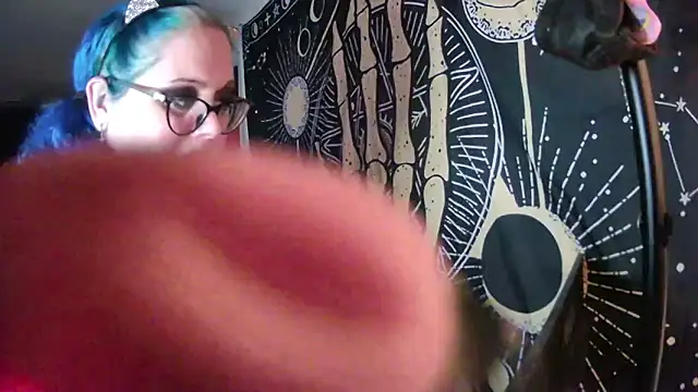 Snapshot of Kinky_Witch chatting on September 24, 1:37 am Kinky Witch online show from September 24, 1:37 am