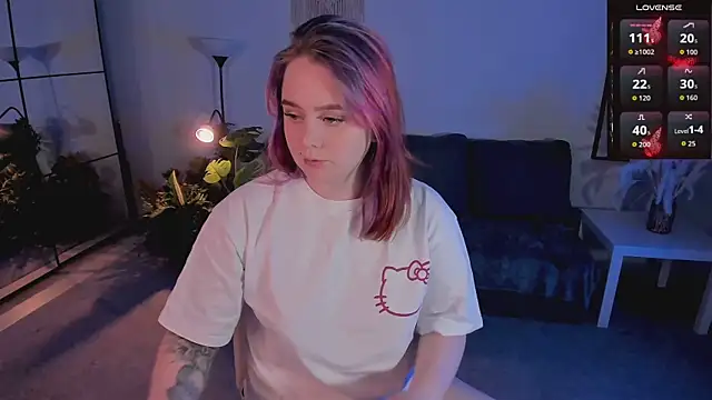 lunaalli online show from March 5, 8:48 pm