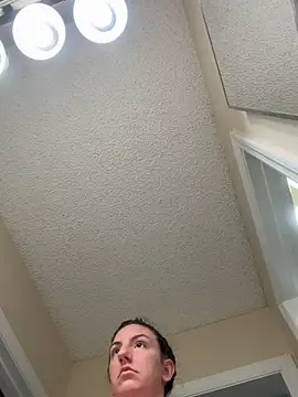 sweetsirenn online show from April 17, 1:35 pm