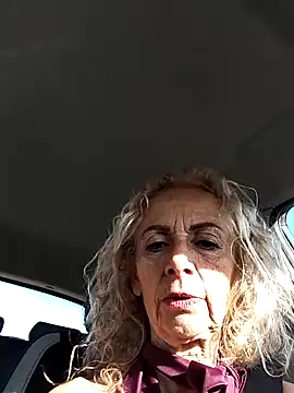 clarabell4 online show from April 10, 6:52 am