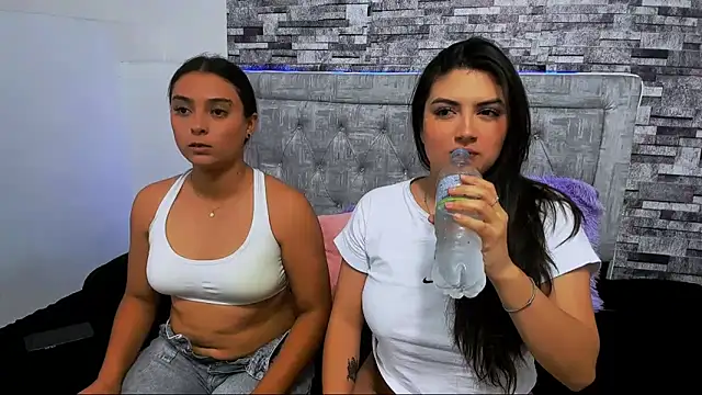 nicolexxaleja online show from October 14, 8:55 pm