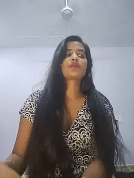 cute radhikaa online show from May 28, 6:33 am