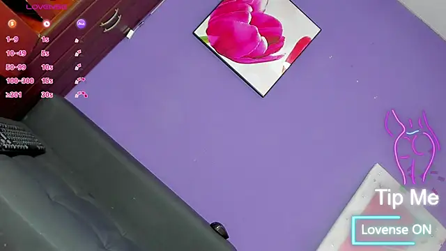 Valentina Horny777 online show from October 8, 11:42 pm