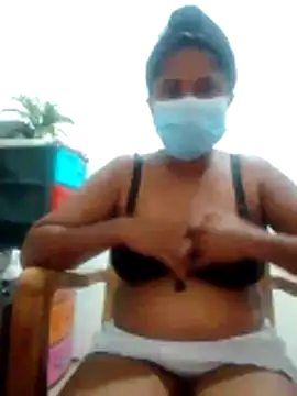 boosypussy online show from May 18, 9:43 pm