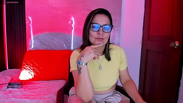 Agatha Pleasure online show from February 12, 12:07 pm