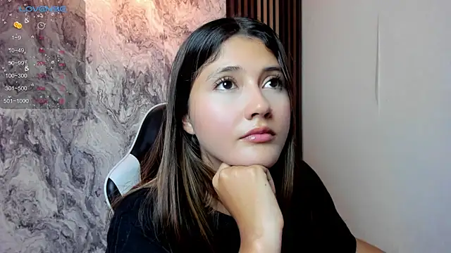 amy innocent 1 online show from December 4, 7:58 pm