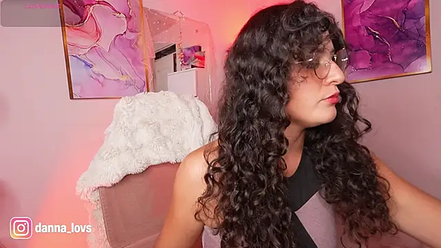 Dannaa Lovs online show from April 13, 7:58 pm