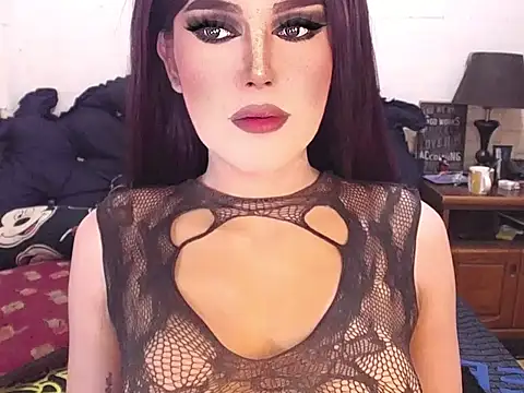 WILDDENNY1 online show from October 28, 7:47 am