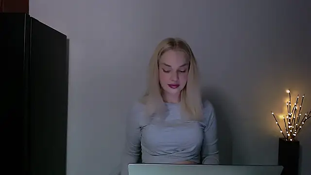 Lia noo regrets online show from May 29, 6:50 pm