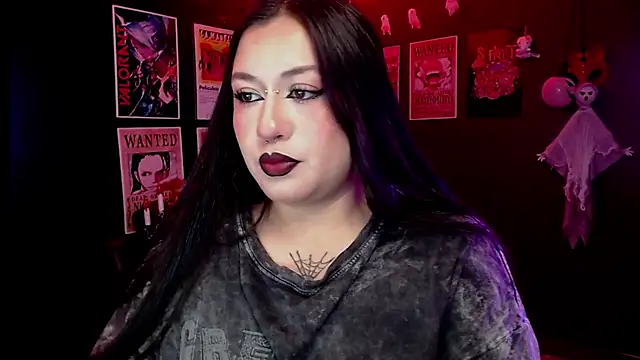Snapshot of Ravendark_ chatting on October 7, 7:29 pm Ravendark  online show from October 7, 7:29 pm