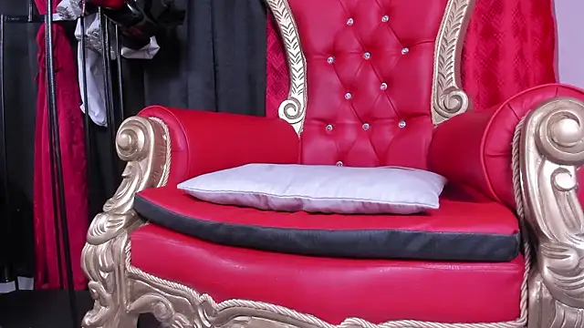 LiliThara online show from January 17, 6:21 am