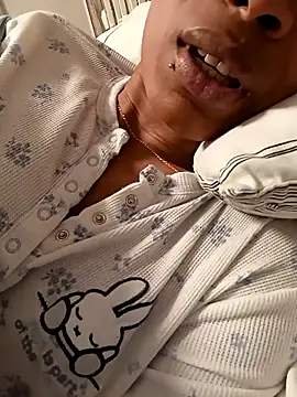 Flacidas online show from February 18, 9:03 pm