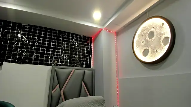 klariz09 online show from November 26, 8:43 pm