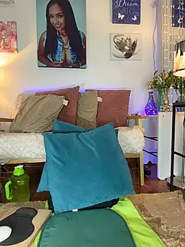 skarlleth 11 online show from April 20, 6:55 pm