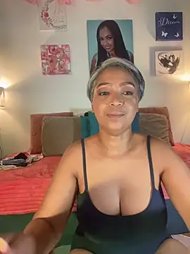 skarlleth 11 online show from January 13, 2:10 pm