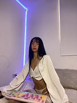 Lia  1 online show from September 16, 5:10 pm