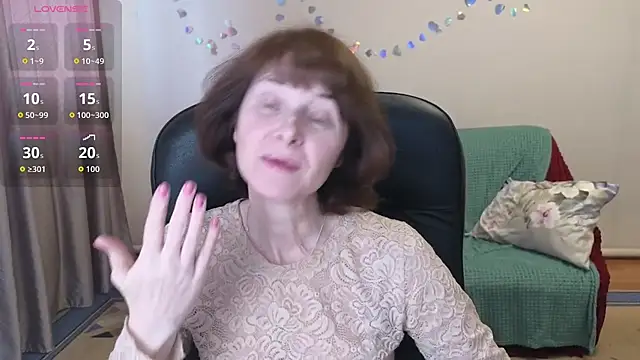 Lia Tito online show from March 2, 1:18 pm