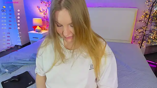 AshleyJoness online show from April 19, 5:29 am