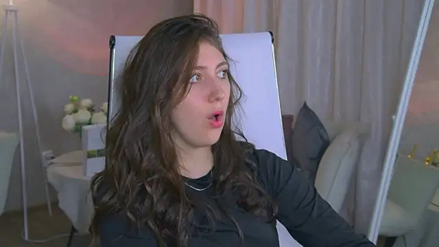 Mary Miiller online show from February 10, 9:23 am