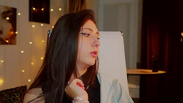 Mary Miiller online show from September 20, 11:08 am