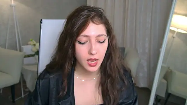 Mary Miiller online show from November 28, 11:46 am